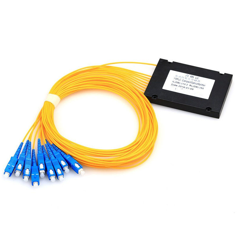FTTB FTTH SC / UPC 광섬유 PLC 분배기 1x8 ABS 박스 종류