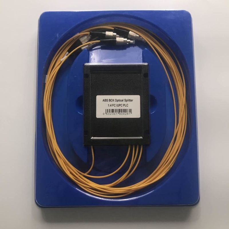 FTTB FTTH SC / UPC 광섬유 PLC 분배기 1x8 ABS 박스 종류